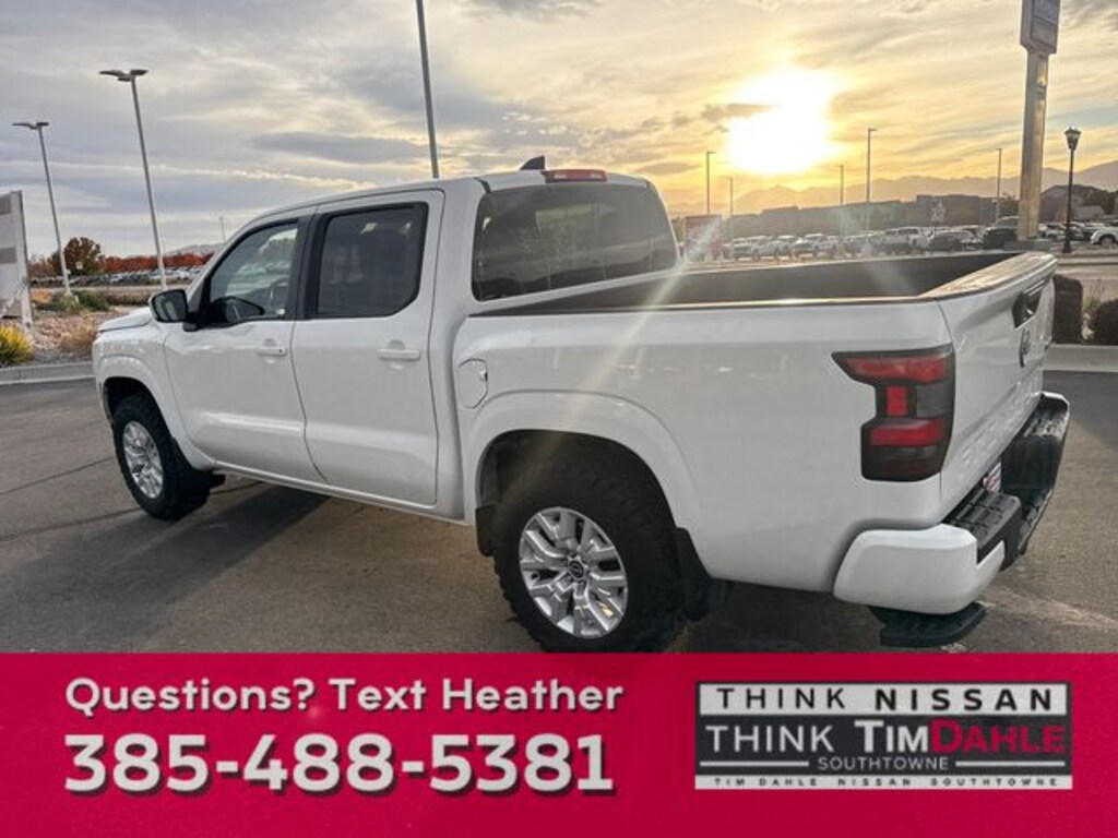 Used 2022 Nissan Frontier SV Truck Crew Cab