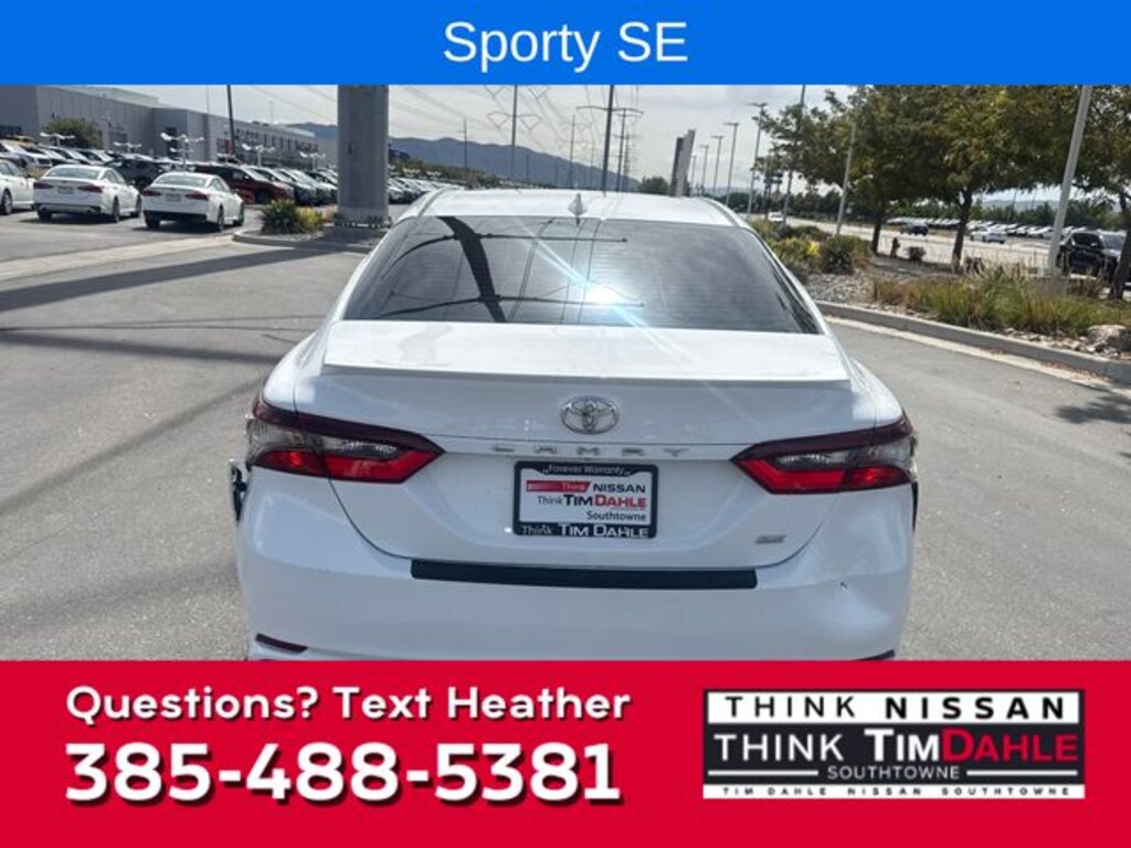 Used 2022 Toyota Camry SE Sedan