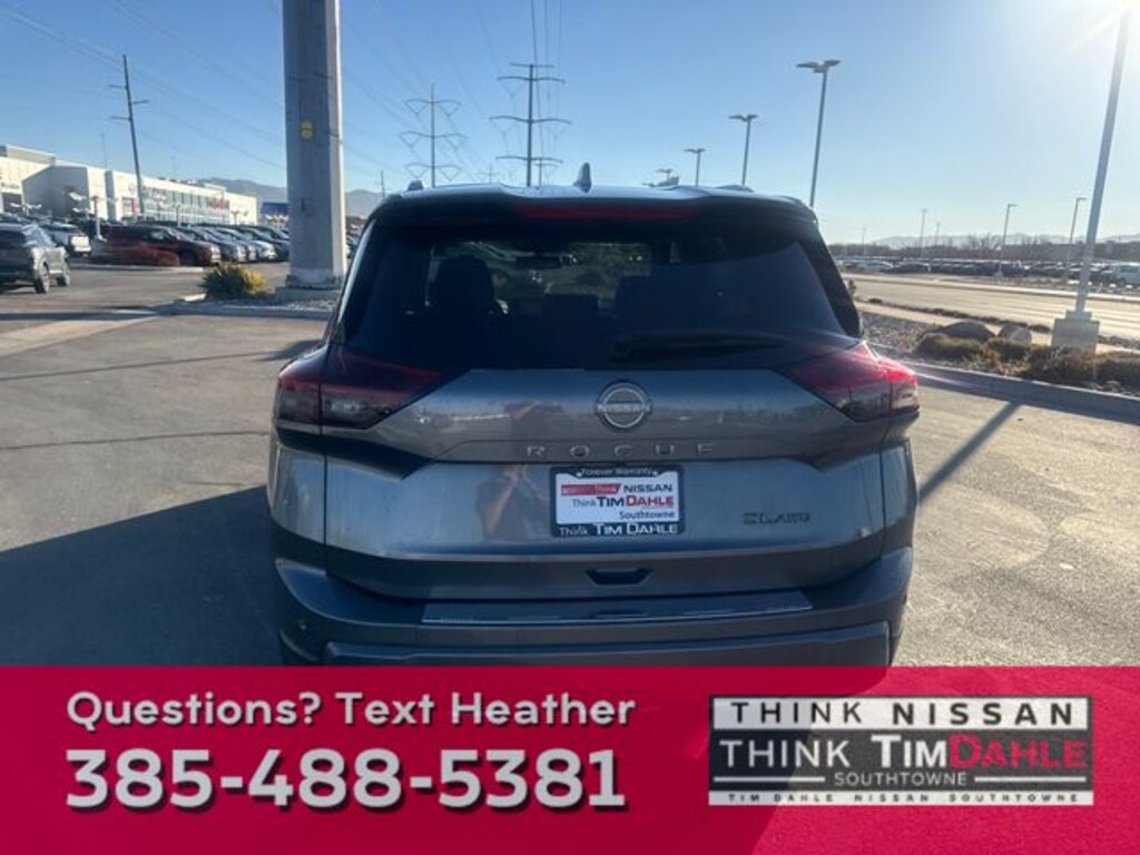 Used 2024 Nissan Rogue SL SUV