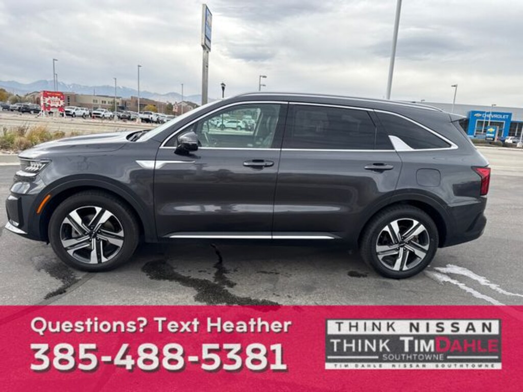 Used 2023 Kia Sorento Hybrid EX SUV