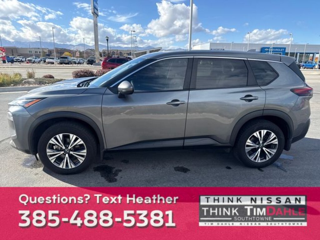 Used 2022 Nissan Rogue SV SUV