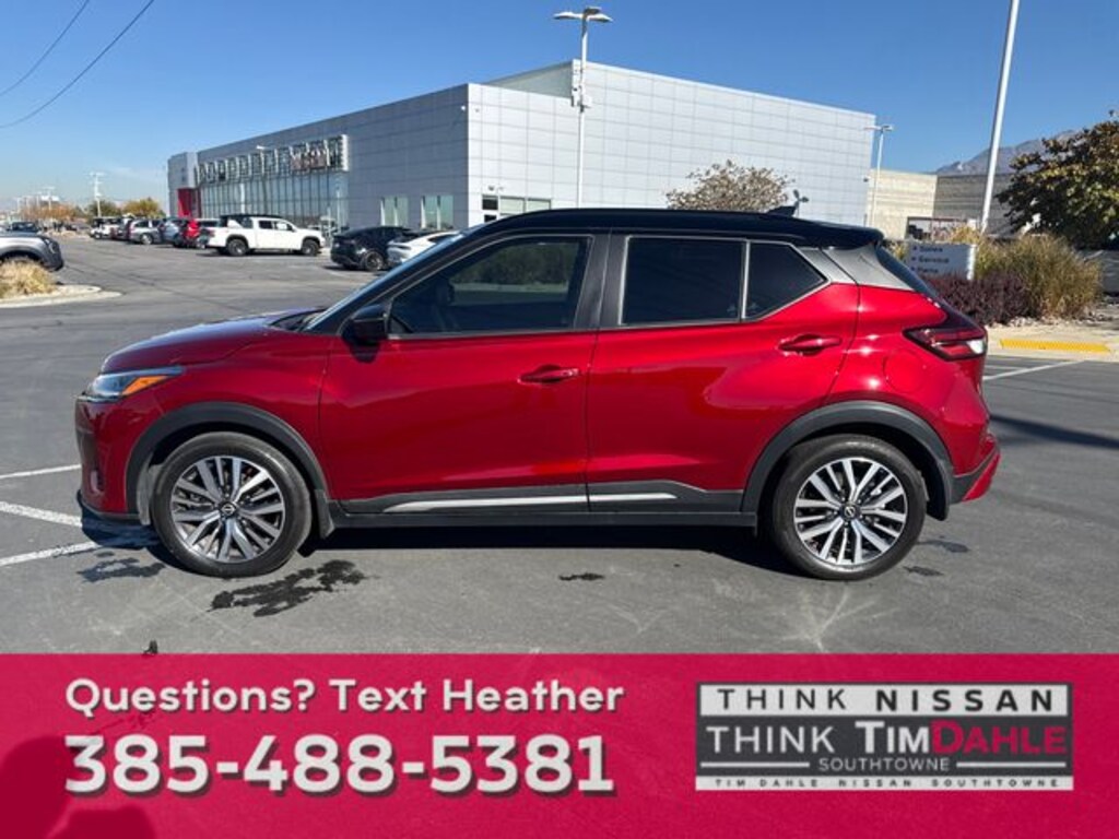 Used 2023 Nissan Kicks SR SUV