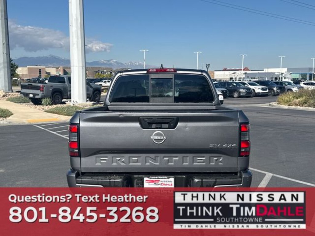 Used 2022 Nissan Frontier SV Truck Crew Cab