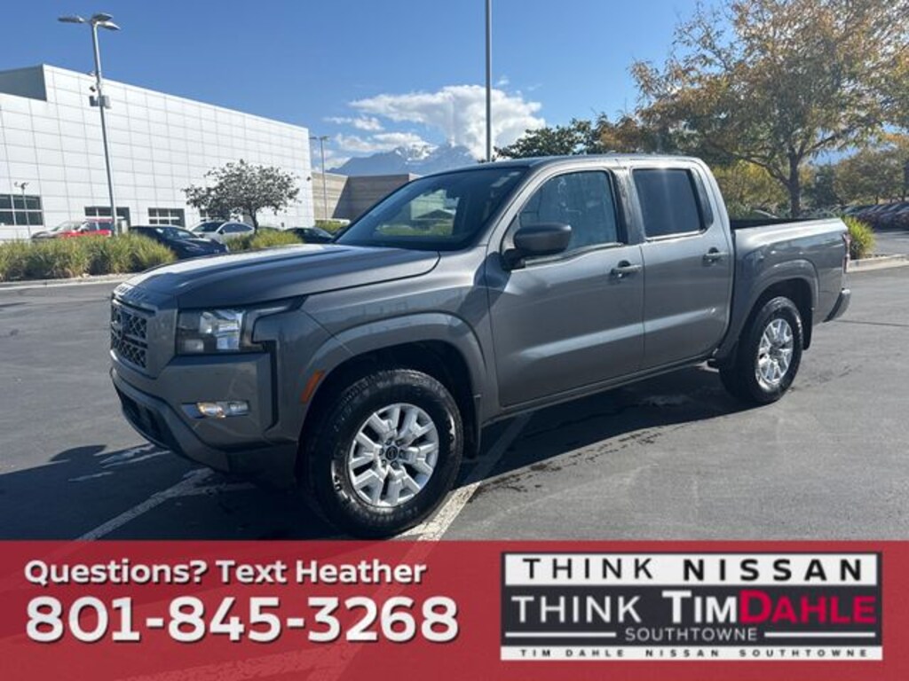 Used 2022 Nissan Frontier SV Truck Crew Cab