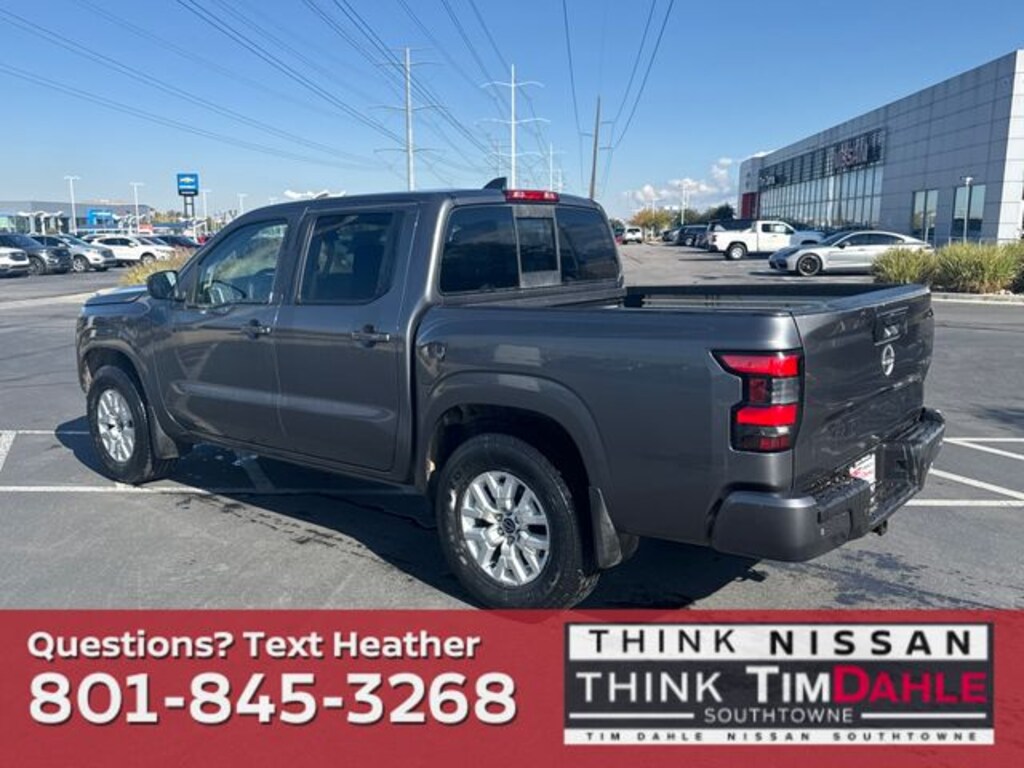 Used 2022 Nissan Frontier SV Truck Crew Cab