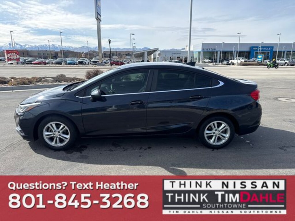 Used 2016 Chevrolet Cruze LT Auto Sedan