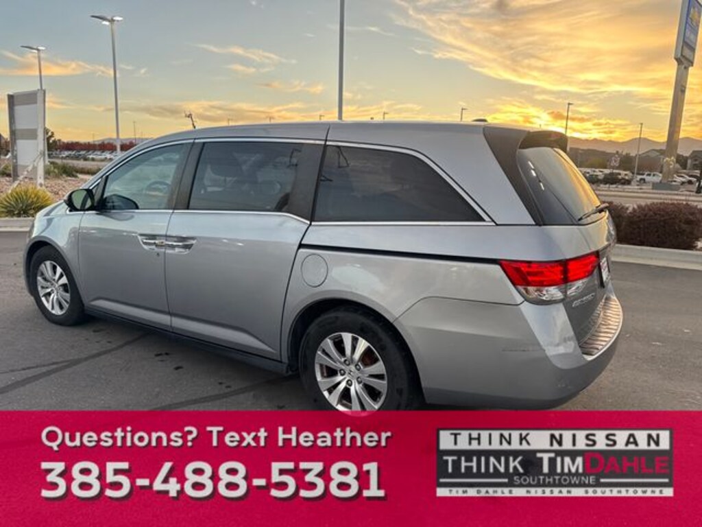 Used 2016 Honda Odyssey EX-L w/RES Van Passenger Van