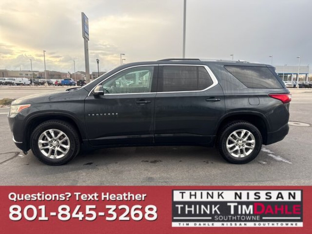 Used 2018 Chevrolet Traverse LT Cloth w/1LT SUV