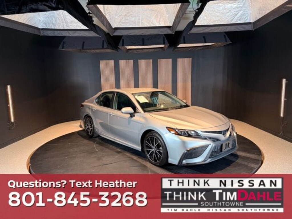 Used 2024 Toyota Camry SE Sedan