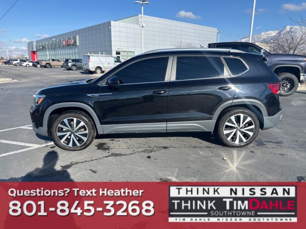 Used 2022 Volkswagen Taos 1.5T SE 4MOTION SUV