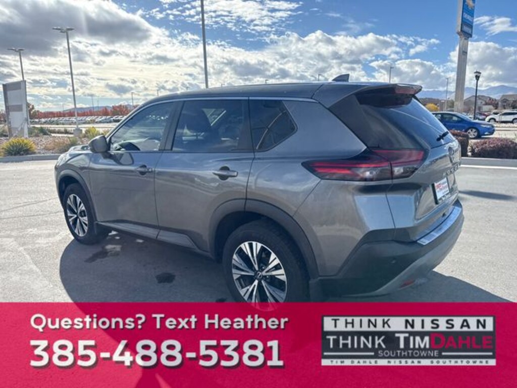 Used 2022 Nissan Rogue SV SUV