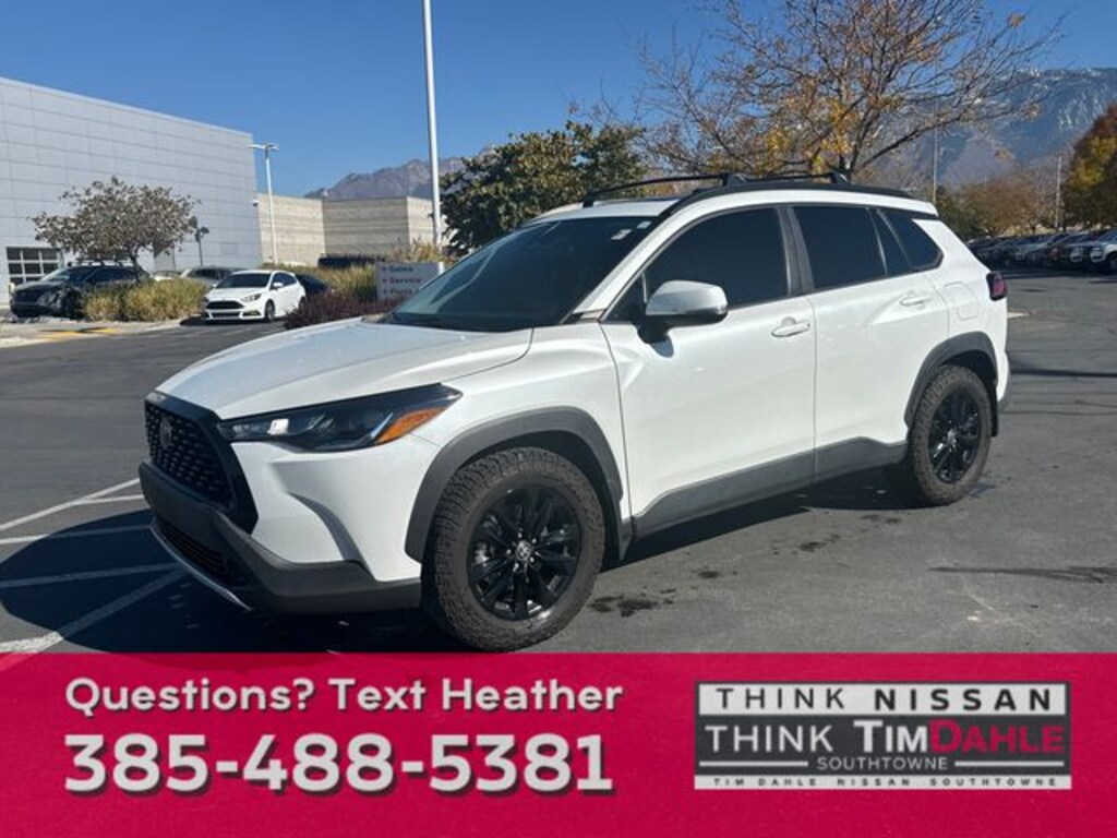 Used 2023 Toyota Corolla Cross LE SUV