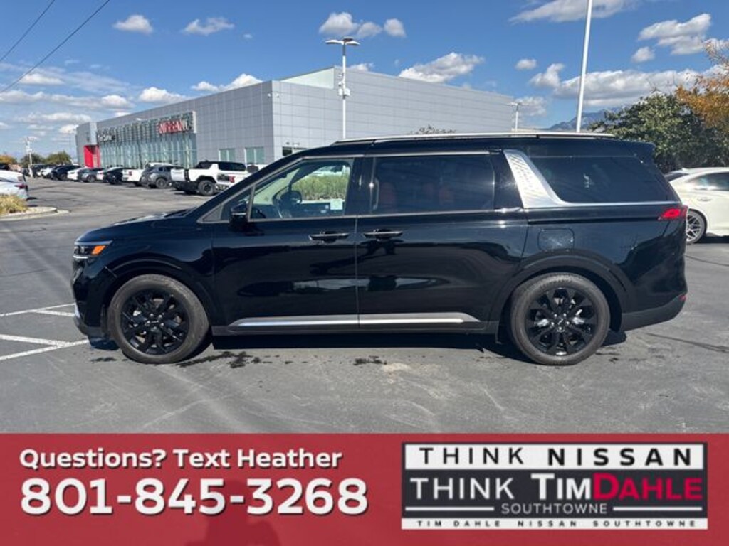 Used 2024 Kia Carnival SX Prestige MPV