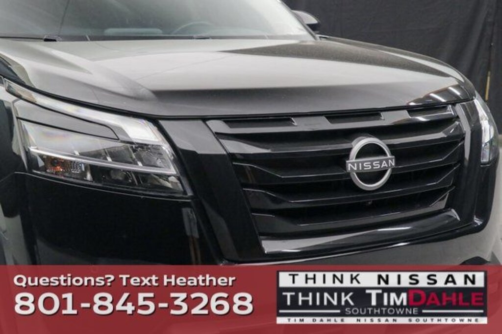 Used 2024 Nissan Pathfinder SL SUV