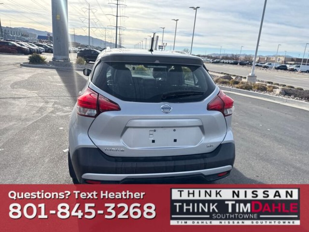 Used 2019 Nissan Kicks SR SUV