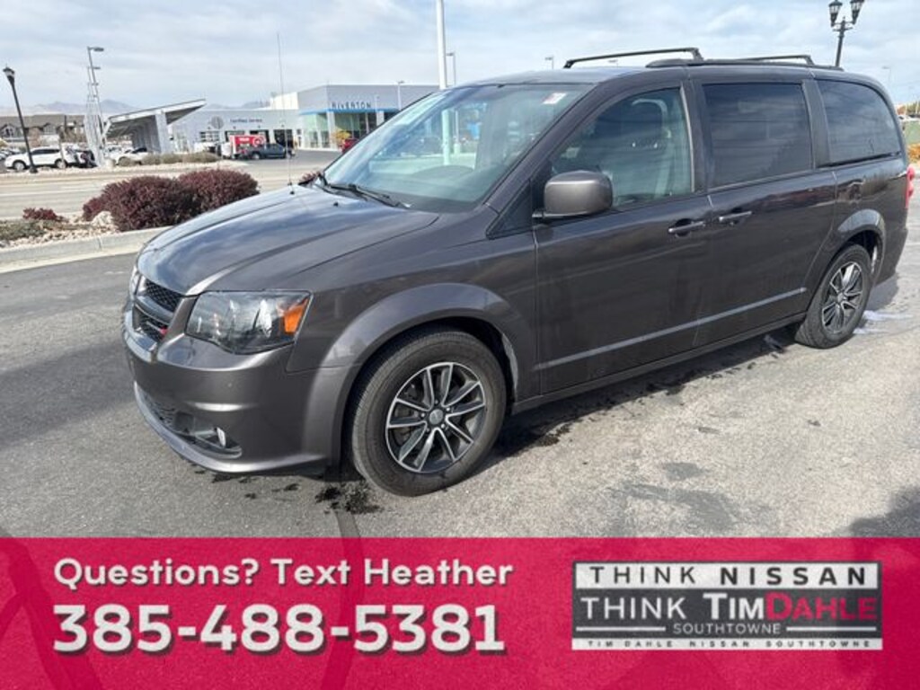 Used 2018 Dodge Grand Caravan GT Van Passenger Van