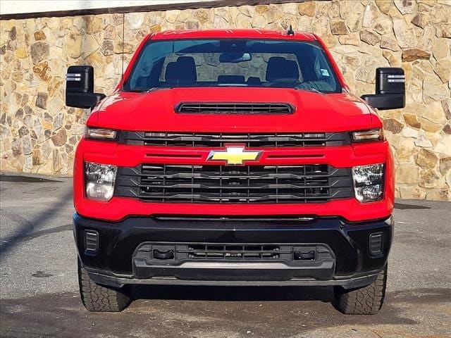 Used 2024 Chevrolet Silverado 2500HD Custom with VIN 1GC4YMEYXRF100004 for sale in Boone, NC