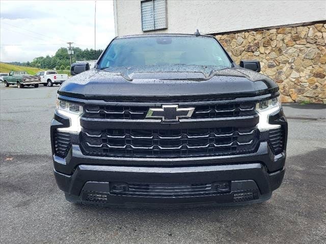 Used 2023 Chevrolet Silverado 1500 RST with VIN 1GCUDEED6PZ300890 for sale in Boone, NC