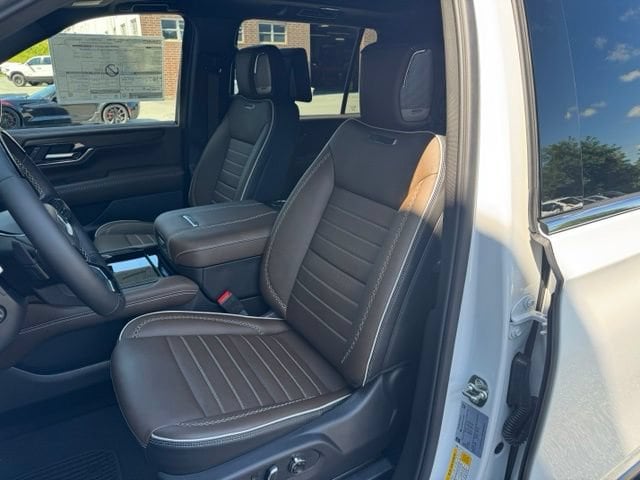 2026 GMC Yukon XL Denali Ultimate - Photo 20