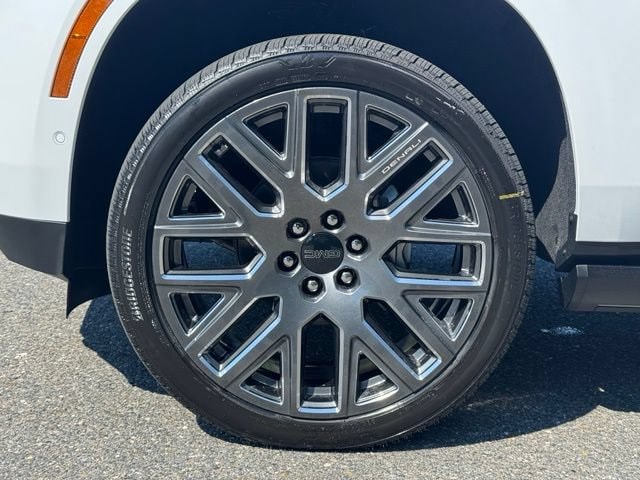 2026 GMC Yukon XL Denali Ultimate - Photo 11