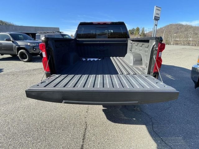 2025 Chevrolet Silverado 1500 ZR2 - Photo 9