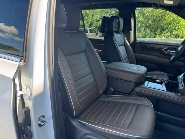 2026 GMC Yukon XL Denali Ultimate - Photo 27
