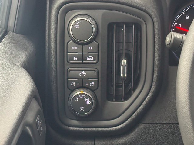 2026 Chevrolet Silverado 1500 Custom - Photo 15
