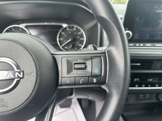 2024 Nissan Rogue SV - Photo 18