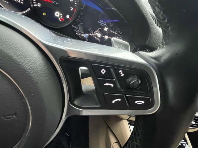 2023 Porsche Cayenne Base - Photo 22
