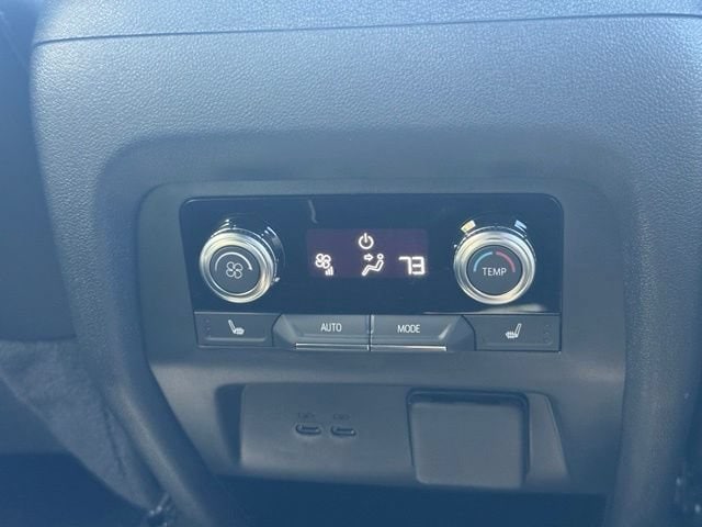 2026 GMC Acadia AT4 - Photo 23