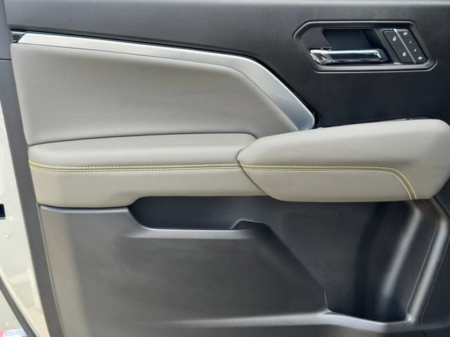 2026 Chevrolet Colorado ZR2 - Photo 21