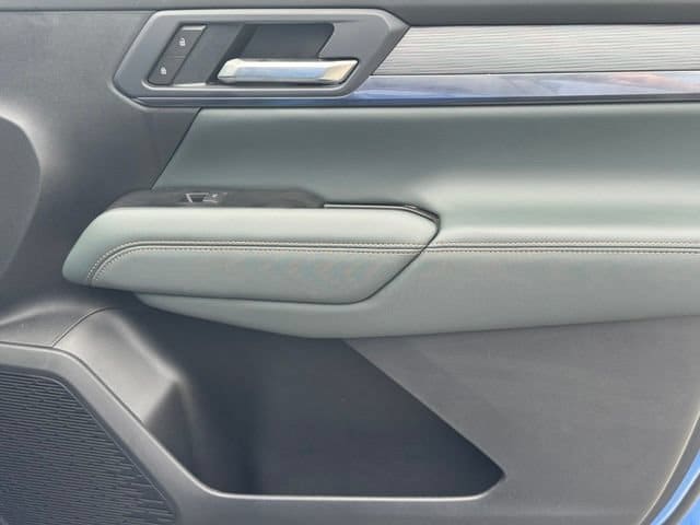 2026 GMC Terrain AT4 - Photo 24