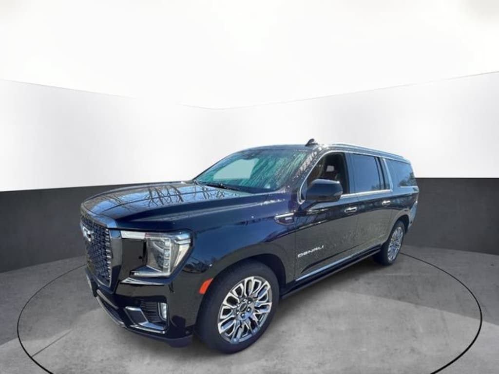 Used 2023 GMC Yukon XL Denali Ultimate SUV