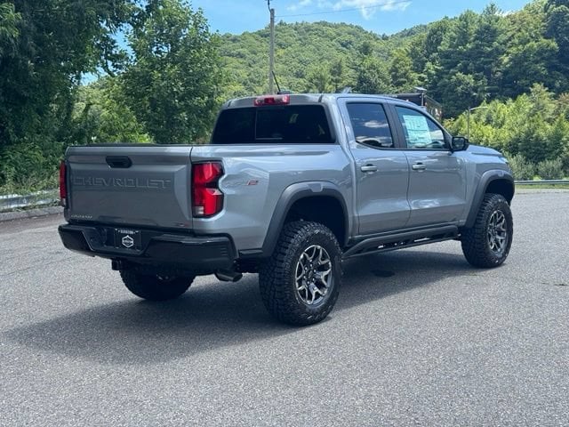 2026 Chevrolet Colorado ZR2 - Photo 7