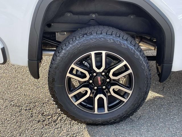 2026 GMC Sierra 1500 AT4 - Photo 8