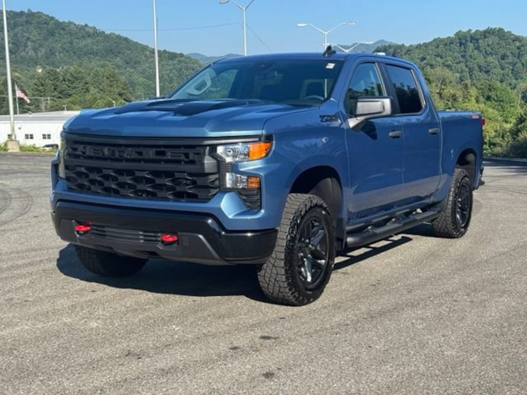 Used 2024 Chevrolet Silverado 1500 Custom Trail Boss Truck