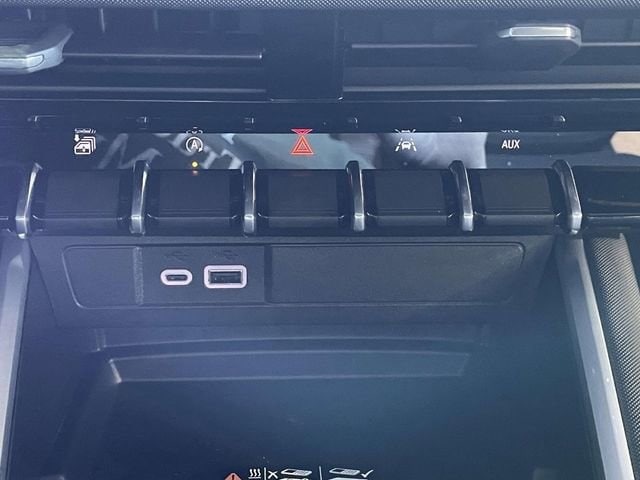 2026 Chevrolet Colorado Z71 - Photo 26
