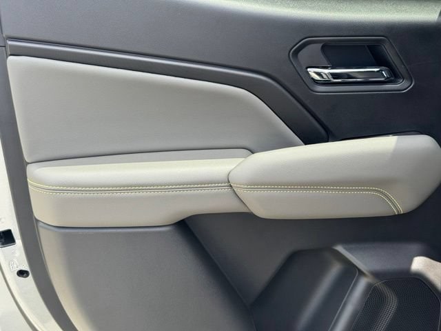 2026 Chevrolet Colorado ZR2 - Photo 23