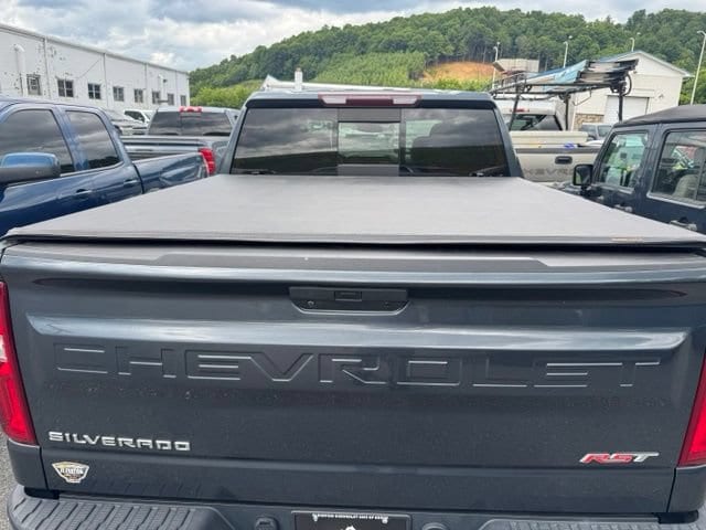 2021 Chevrolet Silverado 1500 RST - Photo 4