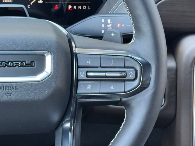 2026 GMC Yukon XL Denali Ultimate - Photo 14