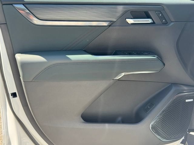 2026 GMC Acadia AT4 - Photo 20