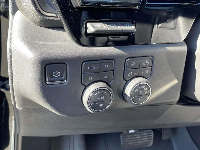 2025 Chevrolet Silverado 1500 ZR2 - Photo 16