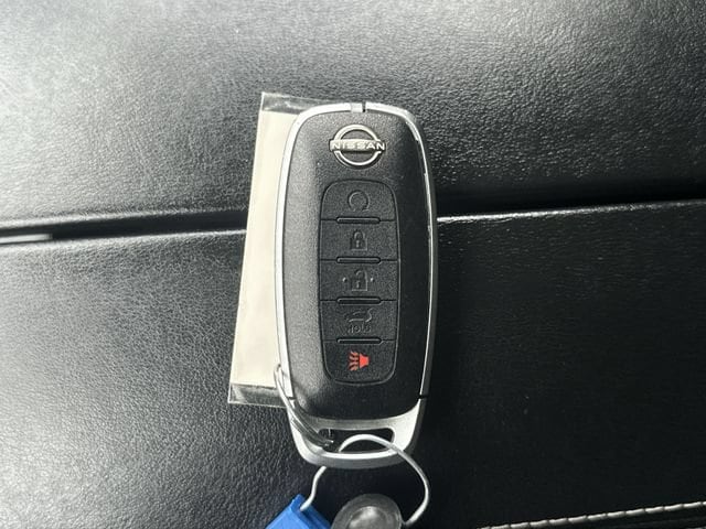 2024 Nissan Rogue SV - Photo 34