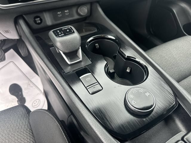 2024 Nissan Rogue SV - Photo 20