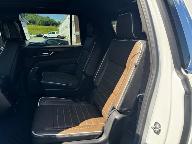 2026 GMC Yukon XL Denali Ultimate - Photo 23