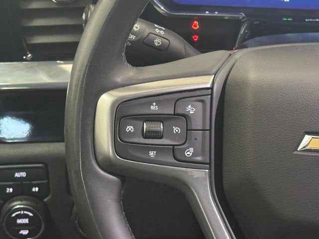 2023 Chevrolet Silverado 1500 LT - Photo 11