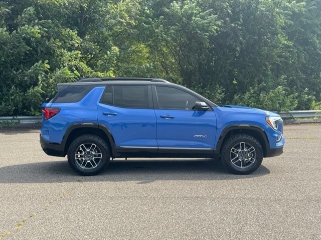 2026 GMC Terrain AT4 - Photo 8