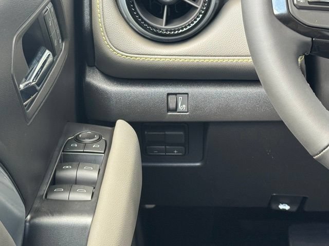 2026 Chevrolet Colorado ZR2 - Photo 14