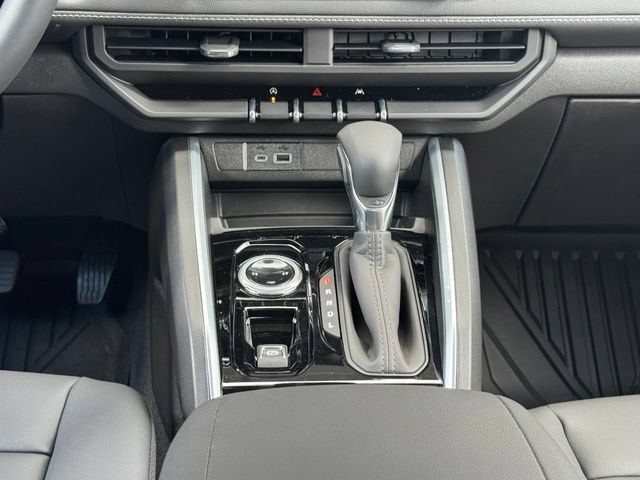 2026 Chevrolet Colorado LT - Photo 15