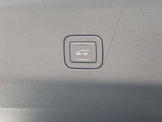 2026 Chevrolet Tahoe High Country - Photo 12